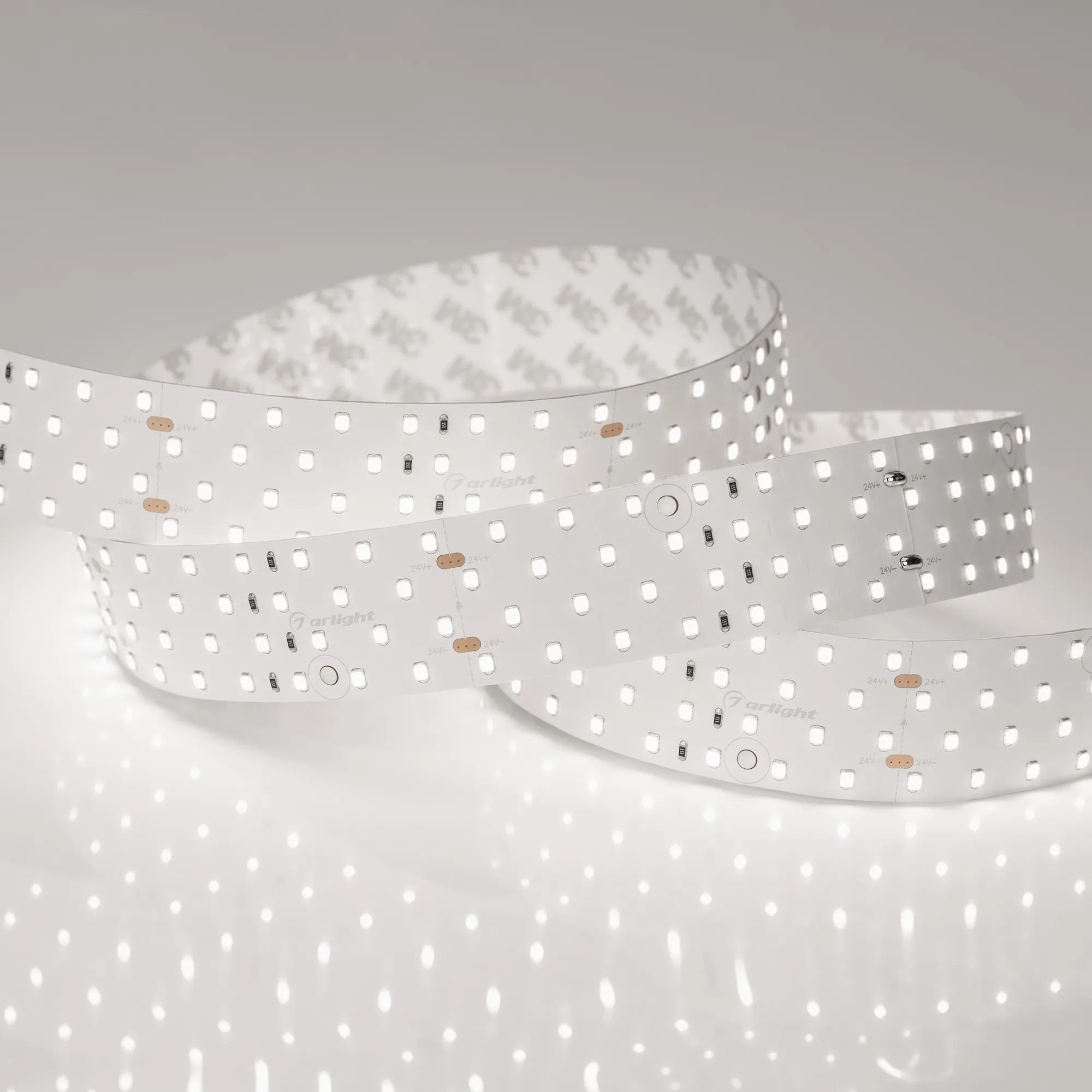 Лента светодиодная RT 2-2500 24V Day5000 4x2 (2835, 700 LED, CRI98) (Arlight, 30 Вт/м, IP20) - изображение товара